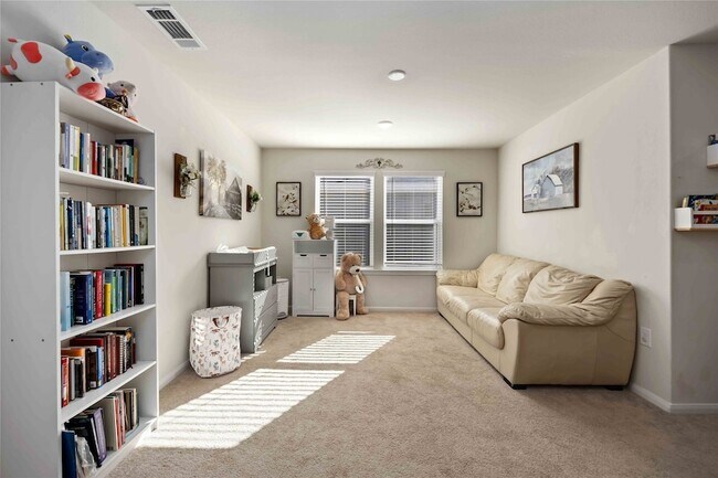 Building Photo - 6434 Lakeview Haven Dr