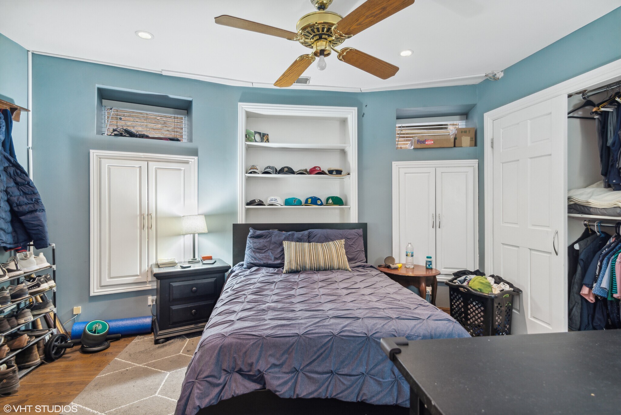 Building Photo - 145 W Burton Pl