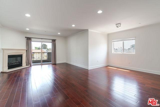 Building Photo - 1409 Armacost Ave