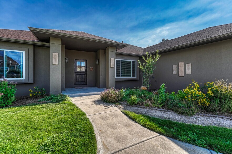 Building Photo - 7170 Windwood Way