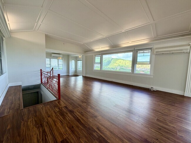 Building Photo - Exclusive Lower Manoa Historical Estate:  Panoramic Diamond Head Views & Modern Features