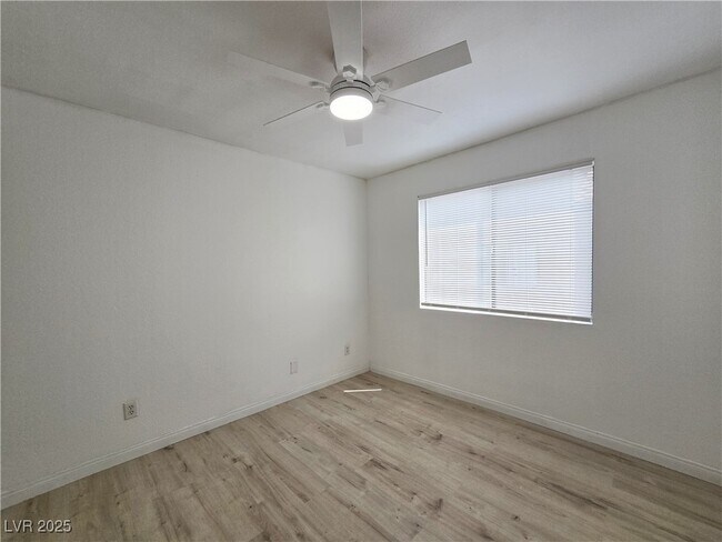 Building Photo - 2972 Juniper Hills Blvd