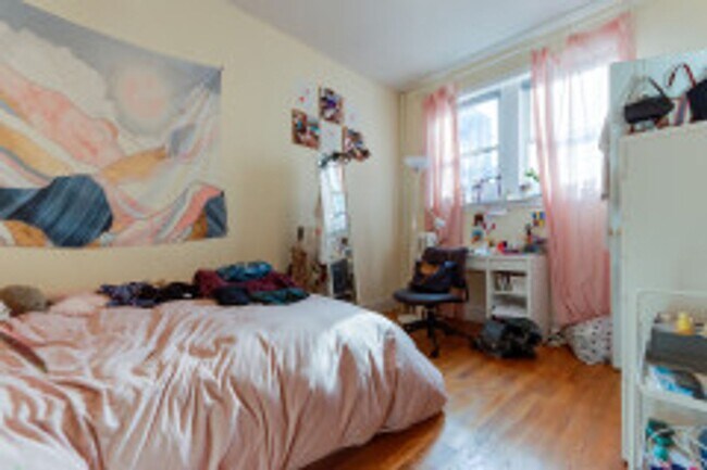 Building Photo - AWESOME BROOKLINE LISTING