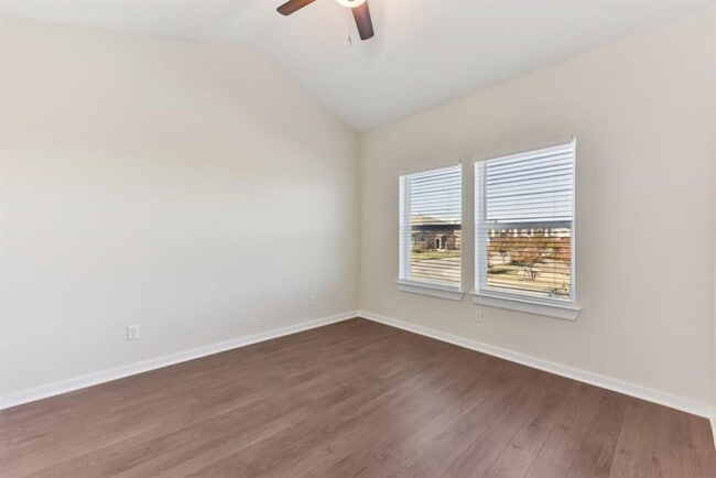 Building Photo - 17012 Marsh Wren Pass