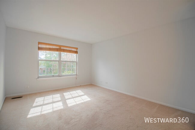 Building Photo - 2891 Belle Ln