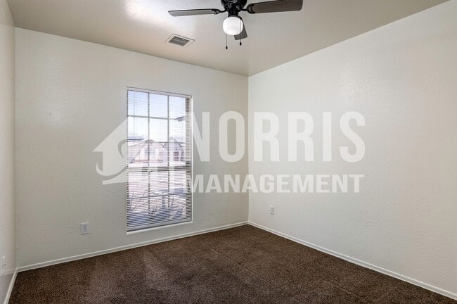 Building Photo - 10493 W Arivaca Dr