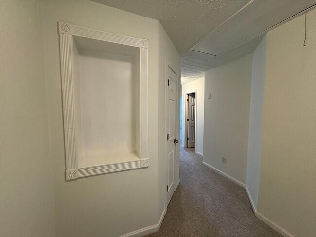 Building Photo - 2485 Emma Way NW