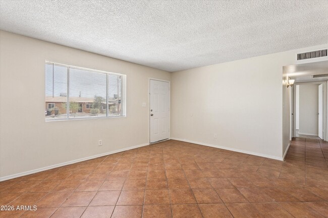 Building Photo - 735 E South Mountain Ave
