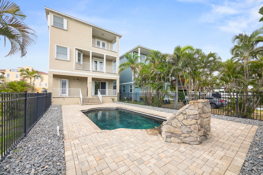 Building Photo - 1340 Apollo Beach Blvd S