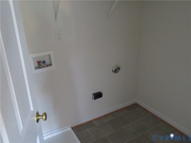 Building Photo - 2057 Pruett Ct