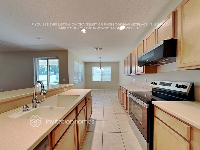 Building Photo - 2730 Breezy Meadow Rd