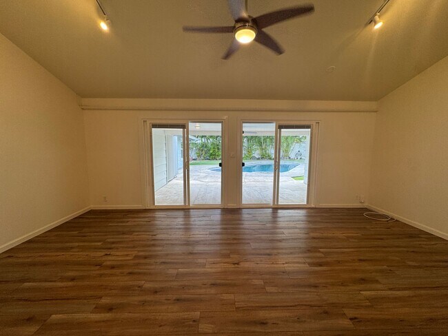 Building Photo - 279 Hamakua Dr