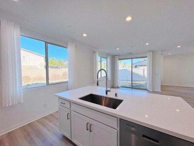 Building Photo - 29612 Tulipwood St