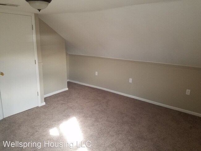 Building Photo - 5 br, 1 bath House - 607 Buffington