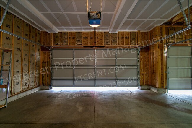 Building Photo - 6807 Grainery Rd