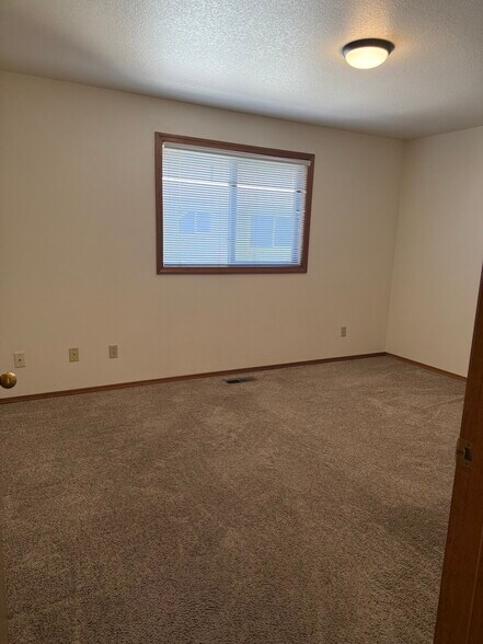 Downstairs Bedroom - 703 E Manitoba Ave