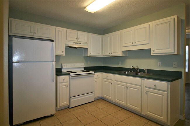 Building Photo - 532 Brock Ave