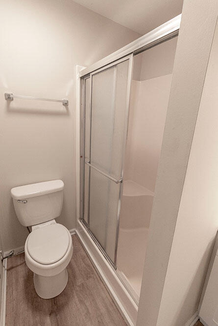 Building Photo - 1901 Mirtle Grove Ct