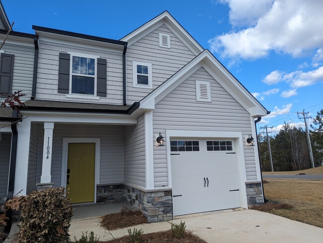Building Photo - Room in Townhome on Pagebrook Lane