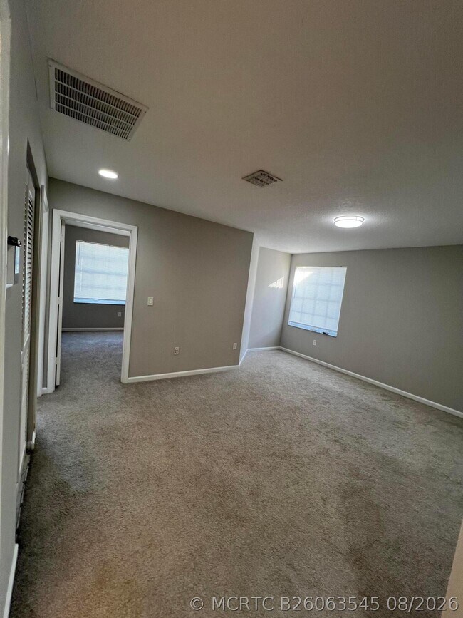 Building Photo - 9070 Dupont Pl