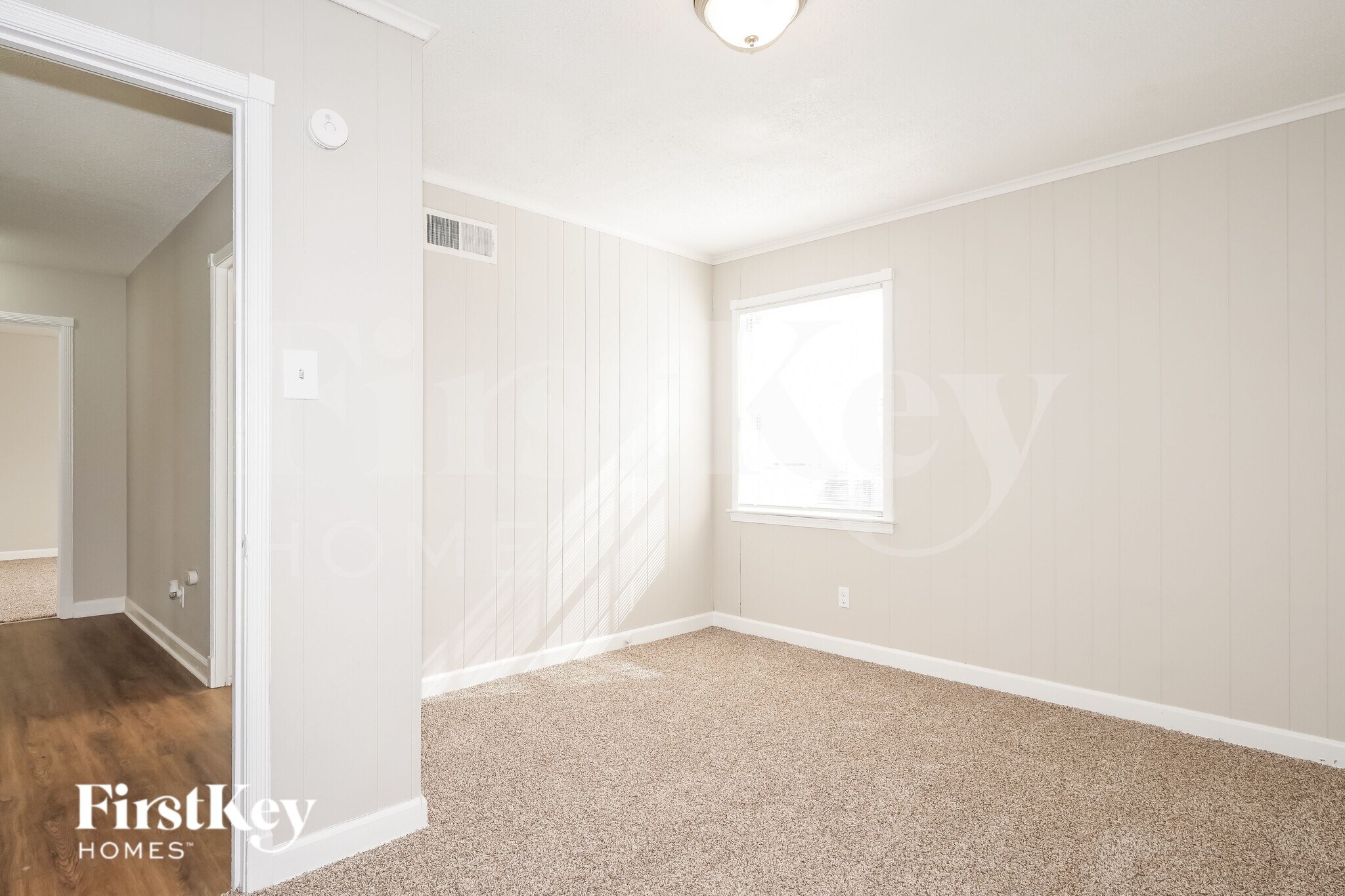 Building Photo - 2077 Oakvalley Rd