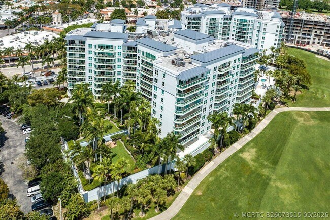 Building Photo - 550 SE Mizner Blvd