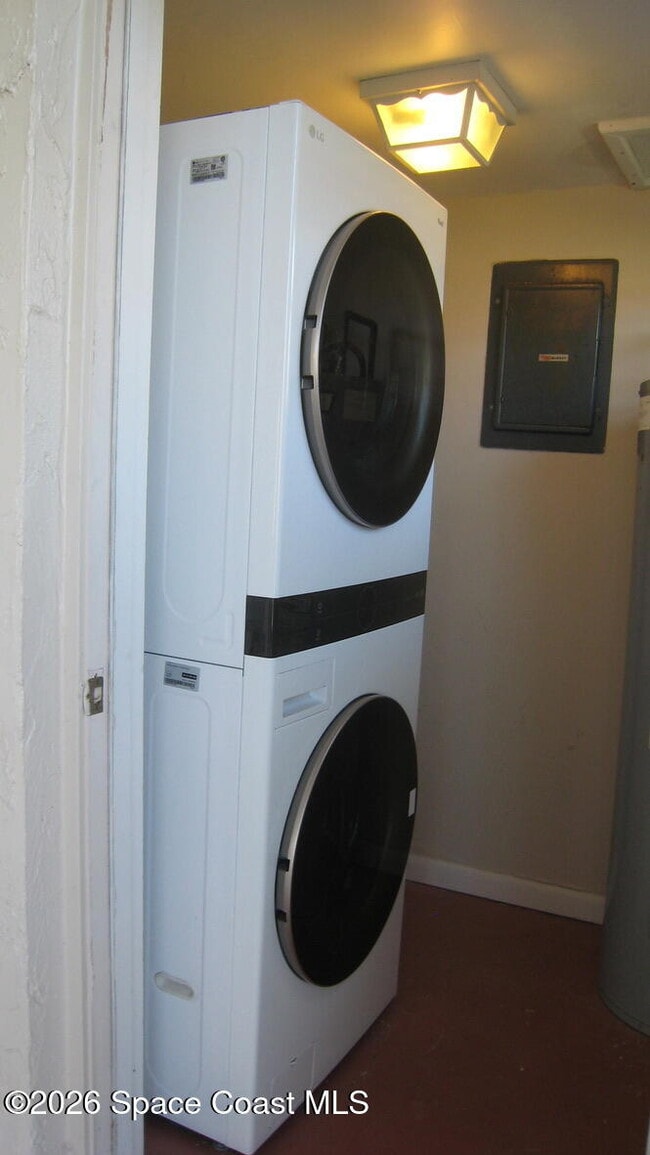 Building Photo - 419 Blue Jay Ln