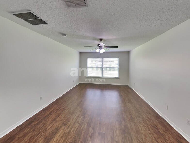 Building Photo - 14138 Devan Lee Dr W