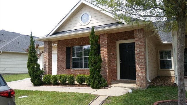 Primary Photo - 20914 Sun Creek Dr
