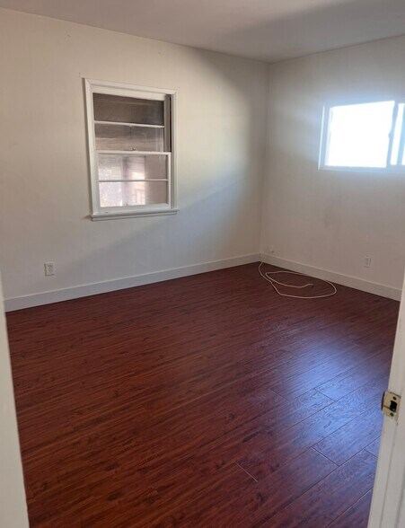 Building Photo - 337 Hawaiian Ave