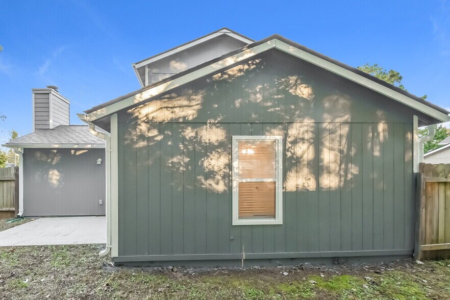 Building Photo - 5380 Forest Downs Cir