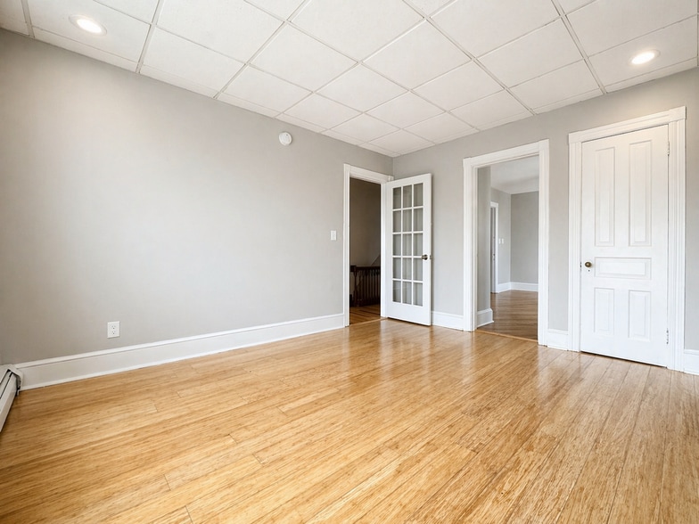 Building Photo - 909 Jackson St