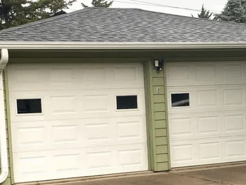 Building Photo - 221 S Thomas St