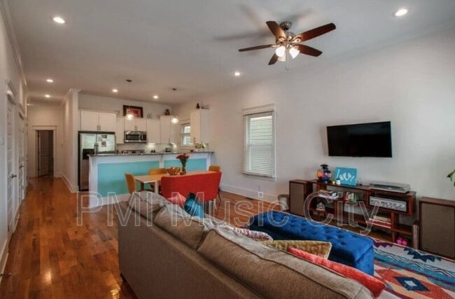 Building Photo - 1329A Meridian St