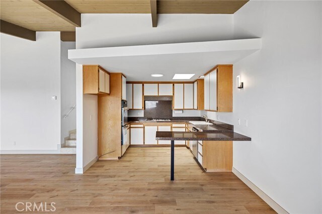 Building Photo - 1220 Anacapa Way