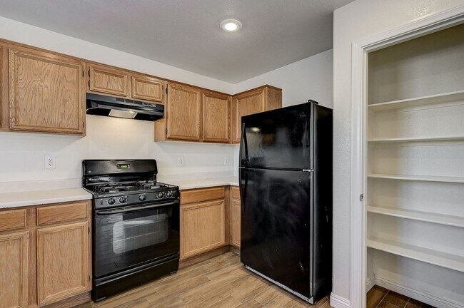 Building Photo - Single-Family Home in a Cul-de-Sac 3BD/2.5BA – Freshly Updated & Move-In Ready!