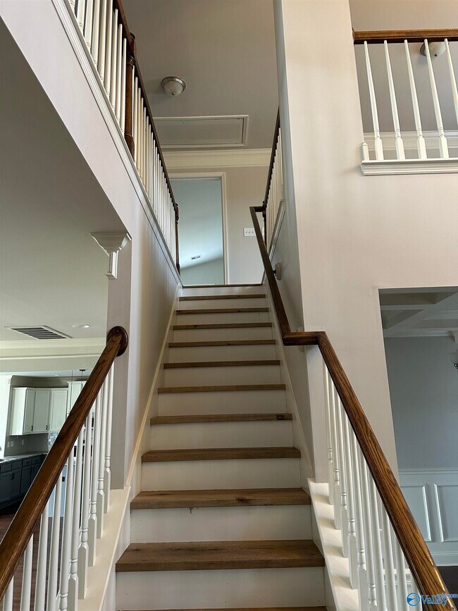 Building Photo - 517 Balsam Terrace Way