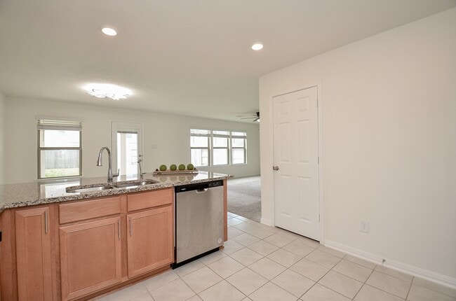 Building Photo - 2892 Grand Anse Dr