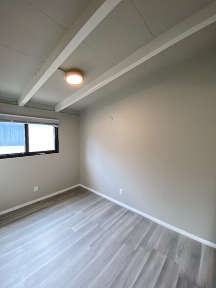 Building Photo - 2916 W Century Blvd