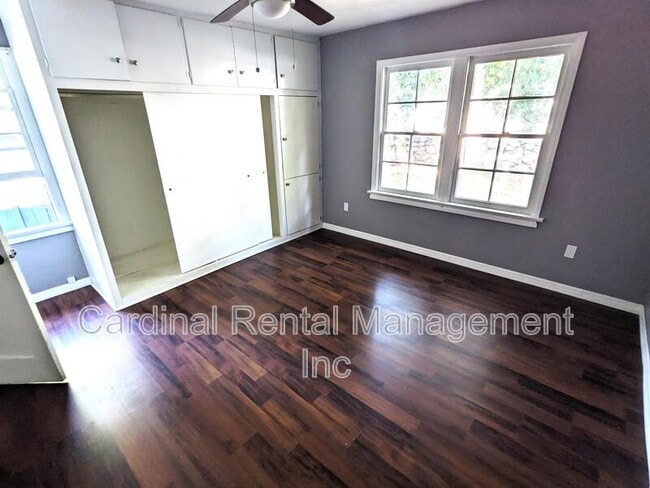 Building Photo - 730 Orange Dr