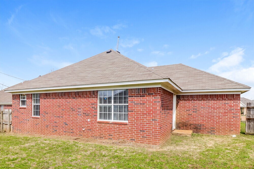 Building Photo - 4551 Cedargreen Cove