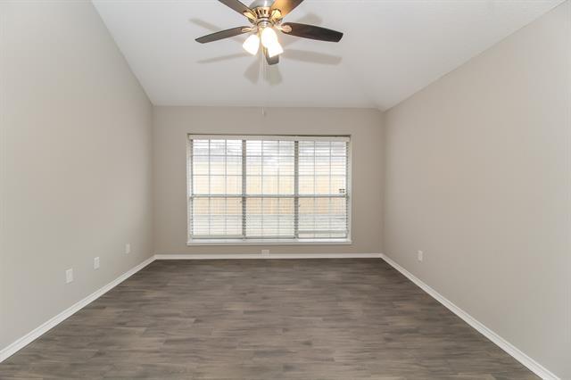 Building Photo - 914 Plantation Dr