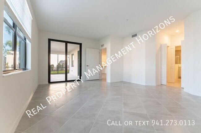 Building Photo - 5628 Summit Point Cir