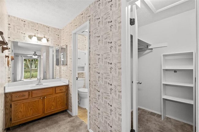 Building Photo - 1004 Dunbar Dr