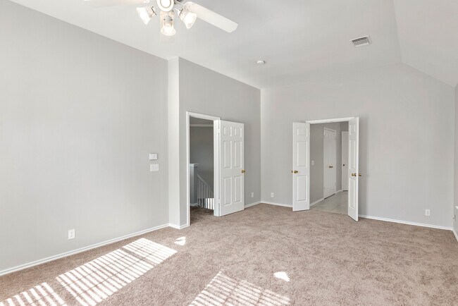 Building Photo - 24626 Dawn Arrow