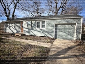 Building Photo - 3416 S Overton Ave