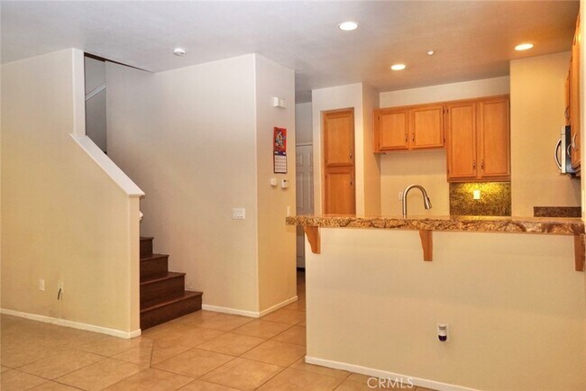 Building Photo - 41845 Davenport Way