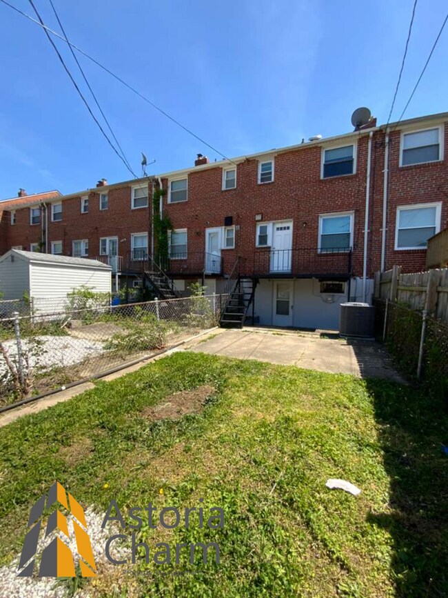 Building Photo - 2 Bedroom Home with Finished Basement Near St. Agnes Hospital