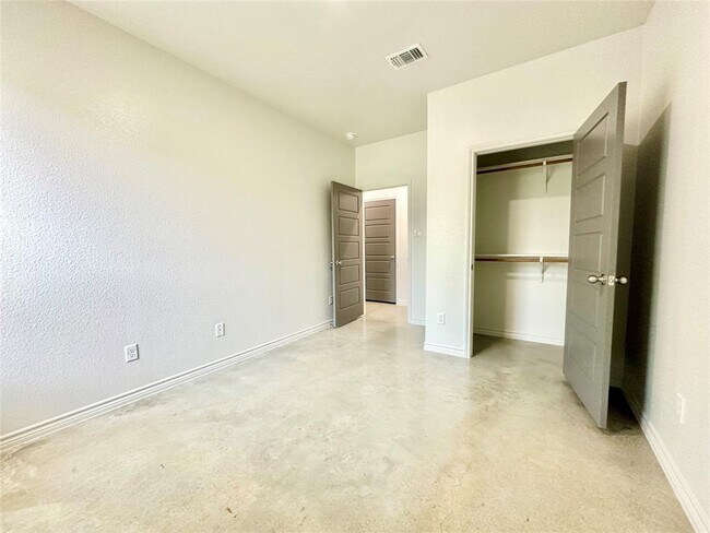 Building Photo - 101 Riptide Dr