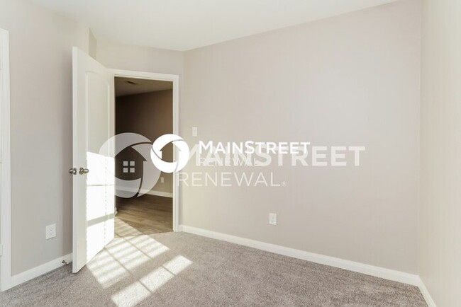 Building Photo - 23014 Bellini Dr